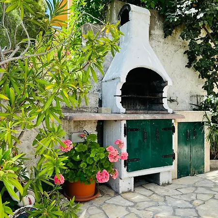 House Paula דירה קלק